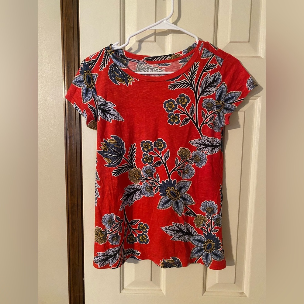 LOFT Red and Blue Floral Vintage soft Tee